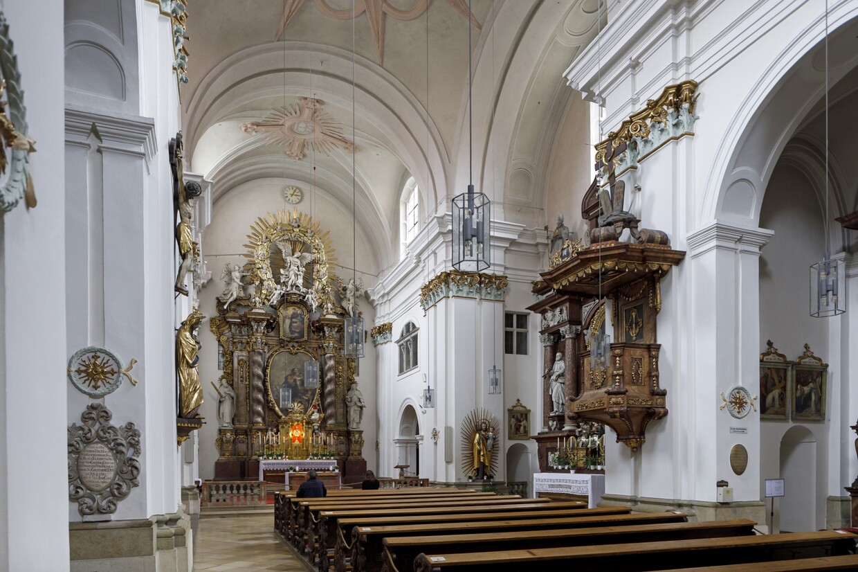 St. Josef von innen © Stadt Regensburg | Foto: Stefan Effenhauser