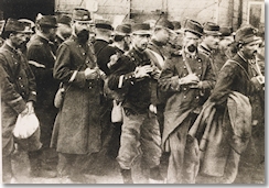 Ankunft französischer Kriegsgefangener auf der Festung Rosenberg, 1915, Stadtarchiv Kronach, Foto: Haus der Bayerischen Geschichte / Achim Bühler