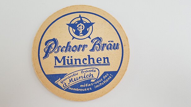 Lindt's Münchner Keller Paris, beer felt, 1930s J. The Pschorr brewery already had eleven beer taps in Paris around 1900 