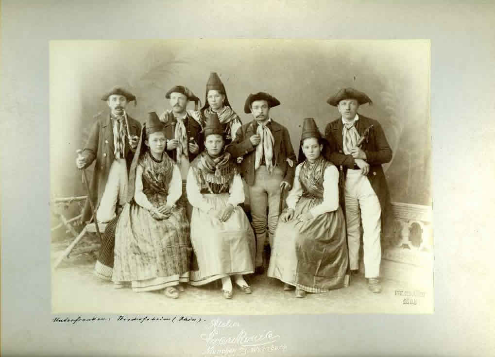 Gruppe aus Bischofsheim, Oktoberfest Trachtenzug 1895