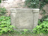 Grave of an unknown with Hebraic inscription<br> Wir danken der Stephani-Volksschule Gunzenhausen, die uns dieses Foto im Rahmen des Schülerprojekts „Jüdisches Leben in Gunzenhausen“ zur Verfügung gestellt hat.